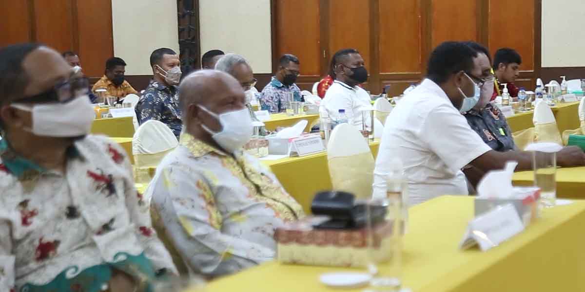 kontingen-pesparawi-xiii-tiba-di-timika-27-oktober